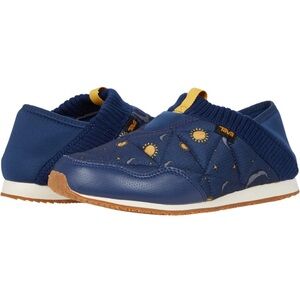 Teva Re Ember Slipper Stars NWT